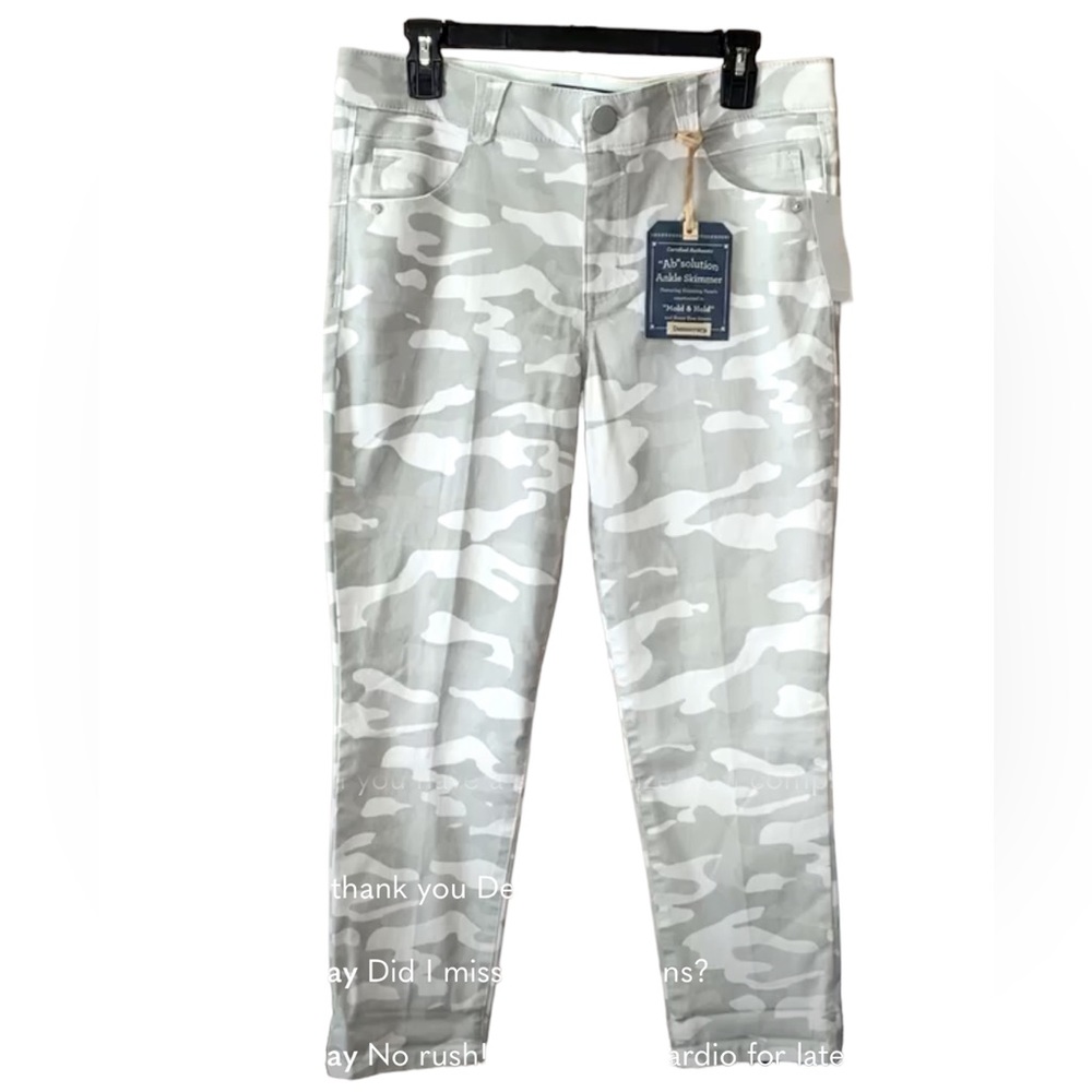 Democracy White Camouflage Ankle Pants